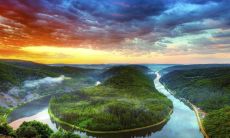 为高考加油打气的最新、最有趣的高三搞笑口号集锦！