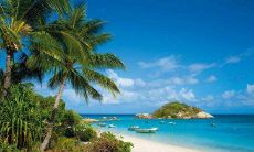 用短信给朋友或亲人发送个性化问候来细心关怀他们的名字