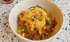 在日复一日的工作中带着微笑的句子，让你每天都充满快乐和动力！