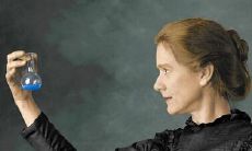 居里夫人经典名言警句全集：收录居里夫人励志、科学、生活等多方面言论，细品居里夫人智慧之道！