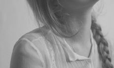 化解，成长的女孩不只需要男友的陪伴，更需要自己的坚定与独立态度