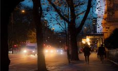 如何帮助当代年轻人缓解焦虑情绪和压力：切实可行的行动指南