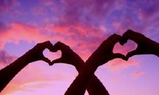 令人动容的浪漫表白句子，打动心灵，感人至深