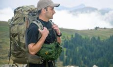 不断追求进步的励志态度与行动，成就自我并超越极限的英文座右铭