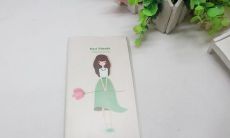 我非常开心，因为我终于结婚了！这是一个让我感到非常幸福、兴奋和满足的时刻，我想分享我的喜悦和幸福感受。所以，我来说说关于自己结婚的一些开心的句子和心情短语吧！