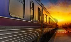 汇聚了凄美动人情感的离别场景所倾诉的足以触动心灵的优美句子