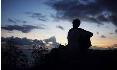 面对妻子的令人失望和无可奈何，产生同感的句子集锦