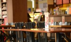 句子：珍惜亲情，感恩家人，才能获得真正的幸福