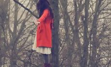 从卑微到深刻刻骨的痛楚：探析爱情的几句话