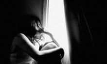 经过时间洗礼的想你，带着深刻的悲伤与无尽的痛苦，让人扼腕叹息的伤心句子