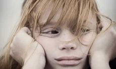 我感到烦躁，情绪低落，非常想发泄一下！