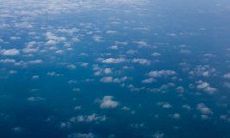 如何撰写一条短信以向过去的导师表达问候之情？