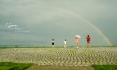 一些描写风雨状况的美丽句子，展现大自然中变幻莫测的力量和神秘之美