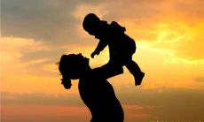 珍爱母亲，赞美母爱：关于母亲的美好名言与警句