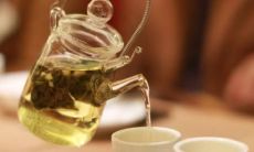 鸣禽啭茗香，清风拂茶韵——探索茶文化中美妙的诗句世界