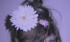 从安静的少女口中流淌出的森系句子，给人带来的心灵抚慰和自然感官体验