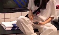 每天早上被男同事频繁短信问候，你是如何面对的？