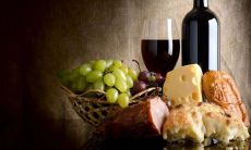 无限选择！红酒广告语合集，让您畅享品鉴红酒的精彩世界！